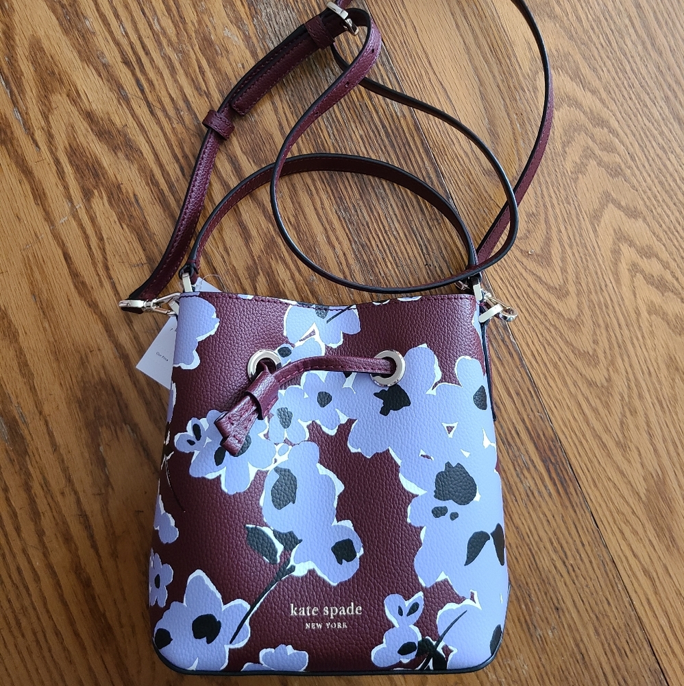 👀50% OFF 👀 NWT‼️ STUNNING Kate Spade ♠️ small bucket bag purse - Picture 3 of 16